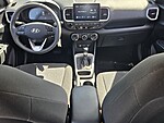 Used 2025 HYUNDAI VENUE SE in PLANTATION, FLORIDA (Photo 12)