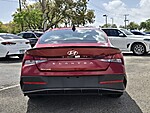 Used 2025 HYUNDAI ELANTRA SEL SPORT in PLANTATION, FLORIDA (Photo 6)
