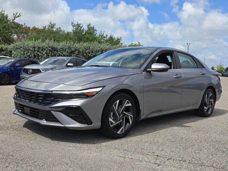 Used 2025 HYUNDAI ELANTRA SEL CONVENIENCE in PLANTATION, FLORIDA