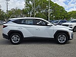 Used 2025 HYUNDAI TUCSON SE in PLANTATION, FLORIDA (Photo 4)