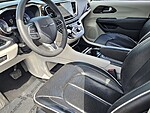 Used 2024 CHRYSLER PACIFICA LIMITED in PLANTATION, FLORIDA (Photo 10)