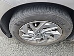 Used 2024 HYUNDAI ELANTRA SEL in PLANTATION, FLORIDA (Photo 9)