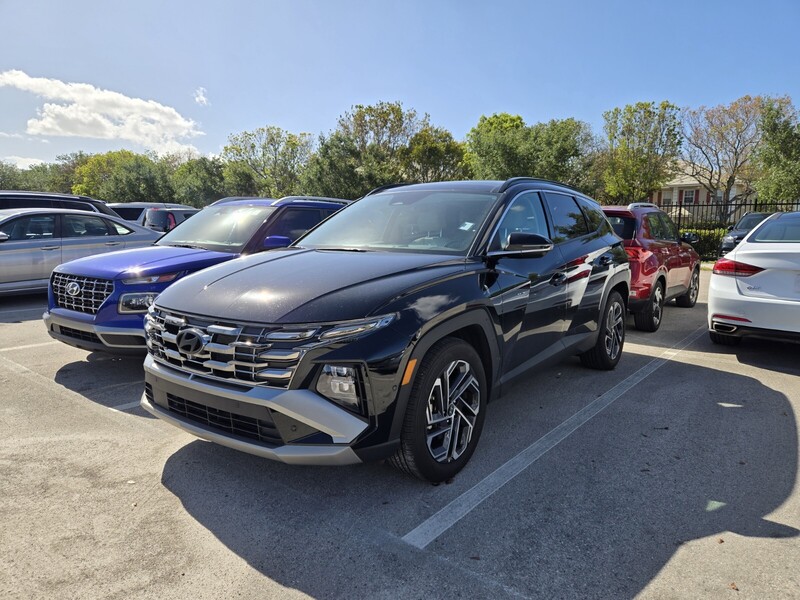 Used 2025 HYUNDAI TUCSON LIMITED in PLANTATION, FLORIDA