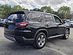 Used 2024 Honda Pilot EX-L 8 PASSENGER in PLANTATION, FLORIDA (Photo 8)