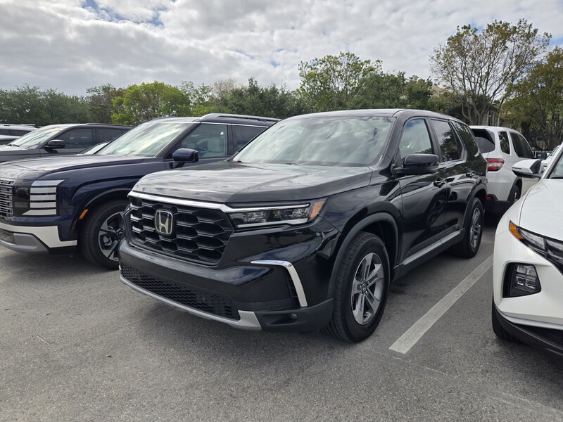 Used 2024 Honda Pilot EX-L 8 PASSENGER in PLANTATION, FLORIDA