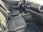 Used 2025 HYUNDAI VENUE LIMITED in PLANTATION, FLORIDA (Photo 16)