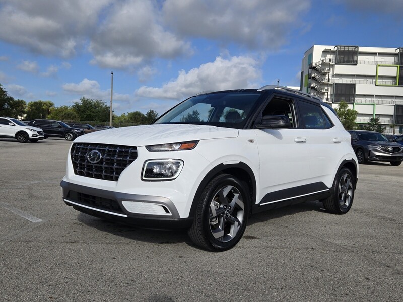 Used 2025 HYUNDAI VENUE LIMITED in PLANTATION, FLORIDA