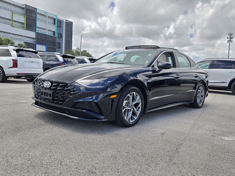 Used 2023 HYUNDAI SONATA SEL in PLANTATION, FLORIDA