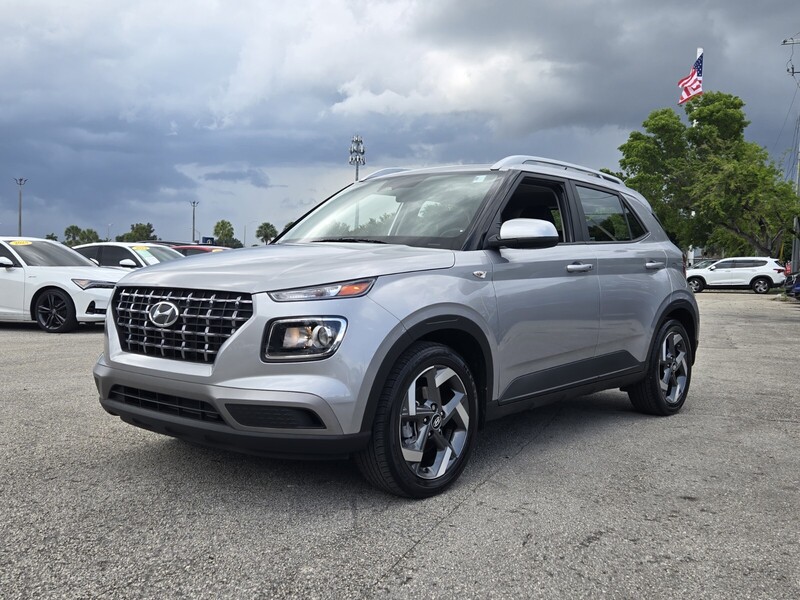 Used 2025 HYUNDAI VENUE SEL in PLANTATION, FLORIDA