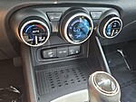 Used 2024 HYUNDAI VENUE LIMITED in PLANTATION, FLORIDA (Photo 18)