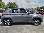 Used 2024 HYUNDAI VENUE LIMITED in PLANTATION, FLORIDA (Photo 4)