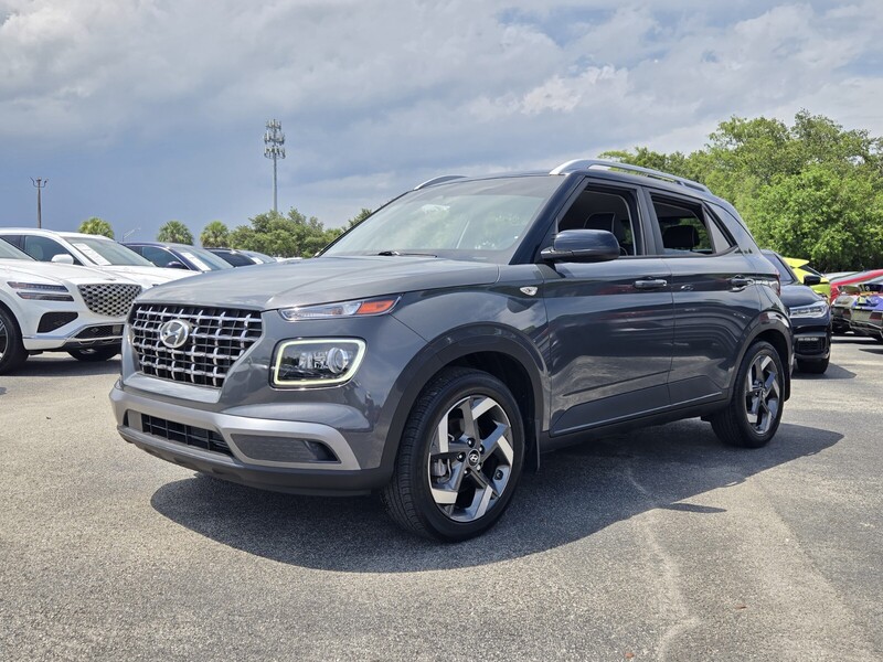 Used 2024 HYUNDAI VENUE LIMITED in PLANTATION, FLORIDA