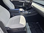 Used 2022 TESLA MODEL Y LONG RANGE in PLANTATION, FLORIDA (Photo 16)
