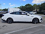 Used 2024 HYUNDAI SONATA SEL in PLANTATION, FLORIDA (Photo 4)