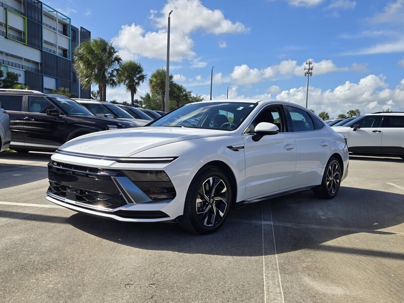 Used 2024 HYUNDAI SONATA SEL in PLANTATION, FLORIDA