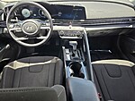 Used 2024 HYUNDAI ELANTRA SEL in PLANTATION, FLORIDA (Photo 12)