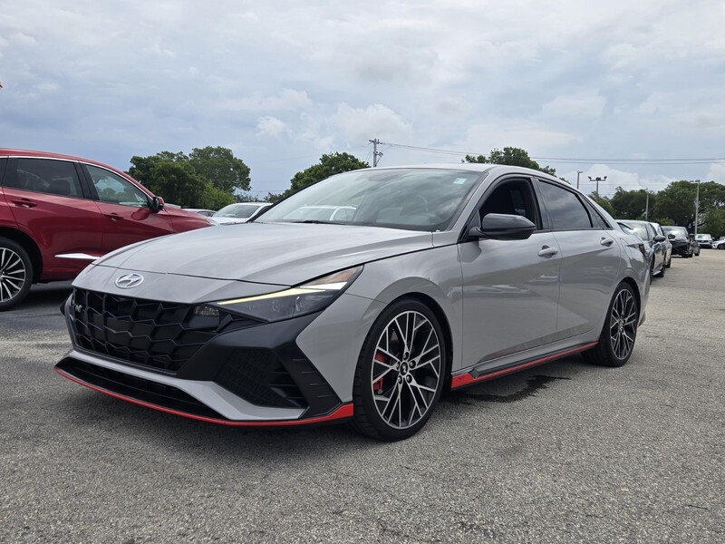 Used 2023 HYUNDAI ELANTRA  in PLANTATION, FLORIDA