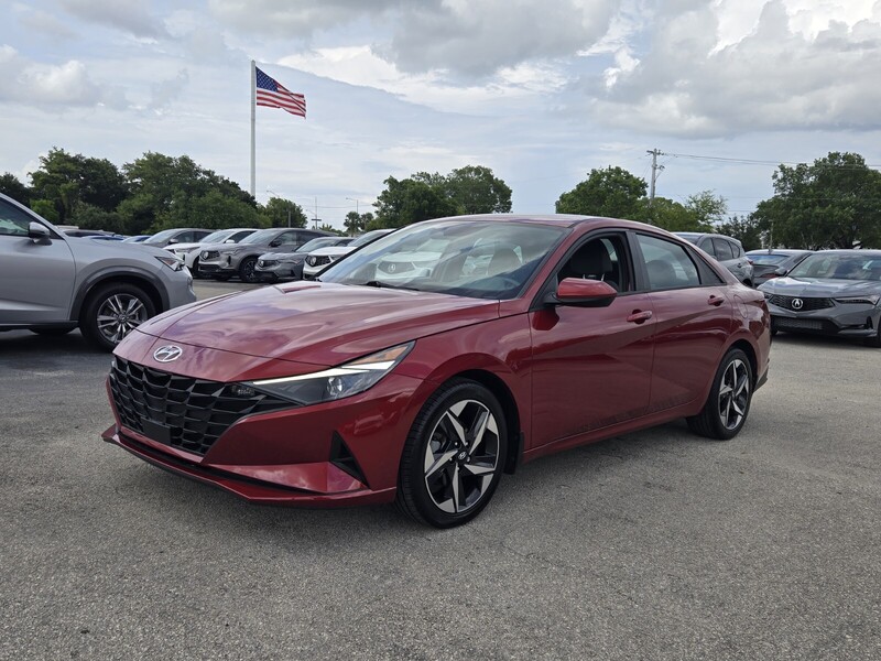 Used 2023 HYUNDAI ELANTRA SEL in PLANTATION, FLORIDA