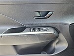 Used 2025 HYUNDAI KONA SE in PLANTATION, FLORIDA (Photo 27)