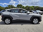 Used 2025 HYUNDAI KONA SE in PLANTATION, FLORIDA (Photo 4)