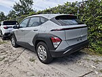 Used 2025 HYUNDAI KONA SE in PLANTATION, FLORIDA (Photo 6)