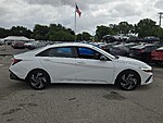 Used 2025 HYUNDAI ELANTRA HYBRID SEL SPORT in PLANTATION, FLORIDA (Photo 4)