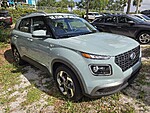 Used 2025 HYUNDAI VENUE LIMITED in PLANTATION, FLORIDA (Photo 4)