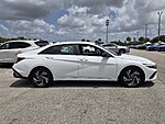 Used 2025 HYUNDAI ELANTRA HYBRID SEL SPORT in PLANTATION, FLORIDA (Photo 4)