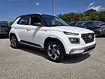 Used 2025 HYUNDAI VENUE LIMITED in PLANTATION, FLORIDA (Photo 9)