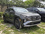 Used 2025 HYUNDAI TUCSON LIMITED in PLANTATION, FLORIDA (Photo 4)