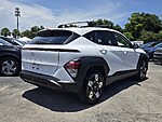 Used 2025 HYUNDAI KONA SEL CONVENIENCE in PLANTATION, FLORIDA (Photo 8)