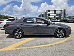 Used 2025 HYUNDAI ELANTRA SEL SPORT in PLANTATION, FLORIDA (Photo 4)