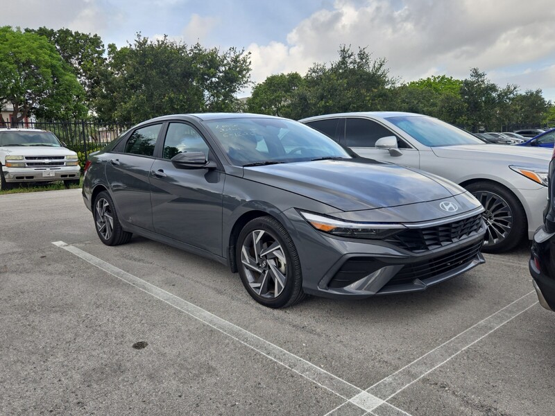 Used 2025 HYUNDAI ELANTRA SEL SPORT in PLANTATION, FLORIDA