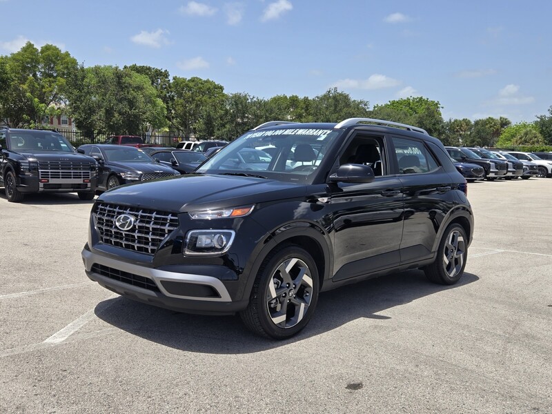 Used 2023 HYUNDAI VENUE SEL in PLANTATION, FLORIDA
