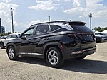 Used 2023 HYUNDAI TUCSON SEL in PLANTATION, FLORIDA (Photo 6)