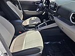 Used 2022 HYUNDAI VENUE SEL in PLANTATION, FLORIDA (Photo 16)
