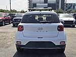 Used 2022 HYUNDAI VENUE SEL in PLANTATION, FLORIDA (Photo 6)