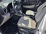 Used 2022 HYUNDAI VENUE SEL in PLANTATION, FLORIDA (Photo 10)