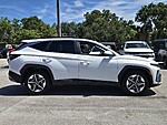 Used 2025 HYUNDAI TUCSON SEL in PLANTATION, FLORIDA (Photo 4)