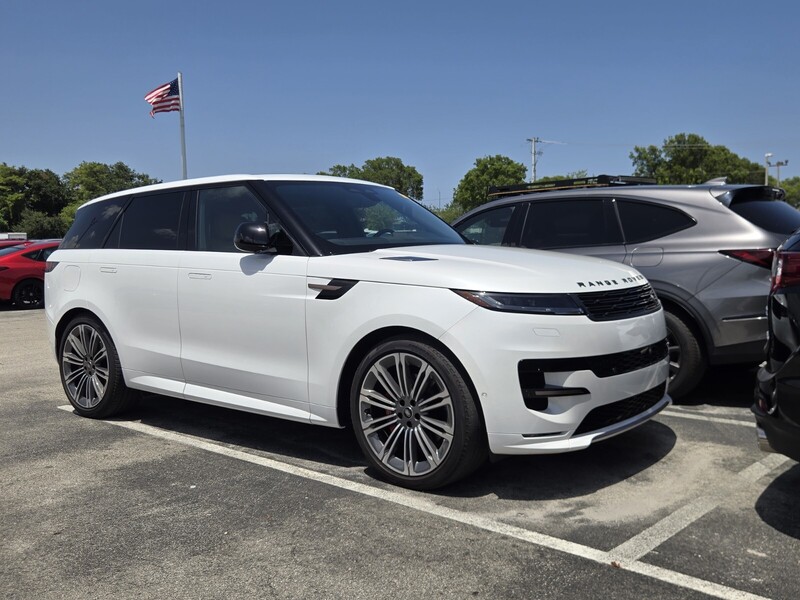 Used 2024 LAND ROVER RANGE ROVER SPORT DYNAMIC SE in PLANTATION, FLORIDA