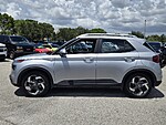 Used 2023 HYUNDAI VENUE SEL in PLANTATION, FLORIDA (Photo 3)