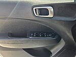 Used 2023 HYUNDAI VENUE SEL in PLANTATION, FLORIDA (Photo 27)