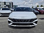 Used 2025 HYUNDAI ELANTRA SEL SPORT in PLANTATION, FLORIDA (Photo 5)