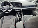 Used 2023 HYUNDAI ELANTRA SEL in PLANTATION, FLORIDA (Photo 12)