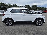 Used 2023 HYUNDAI VENUE SEL in PLANTATION, FLORIDA (Photo 4)