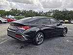 Used 2025 HYUNDAI ELANTRA SEL SPORT in PLANTATION, FLORIDA (Photo 8)