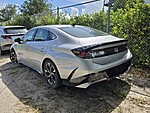 Used 2024 HYUNDAI SONATA SEL in PLANTATION, FLORIDA (Photo 5)