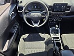Used 2024 HYUNDAI VENUE SE in PLANTATION, FLORIDA (Photo 13)