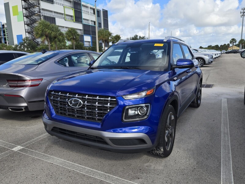 Used 2024 HYUNDAI VENUE SEL in PLANTATION, FLORIDA