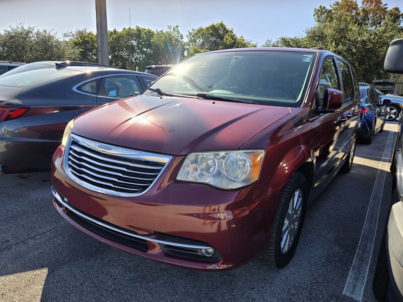 Used 2015 CHRYSLER TOWN & COUNTRY TOURING in PLANTATION, FLORIDA